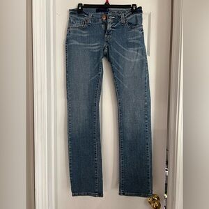 Levi’s tilted 504 jeans